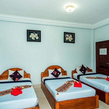 Golden Papaya Guesthouse เสียมราฐ ภายนอก รูปภาพ